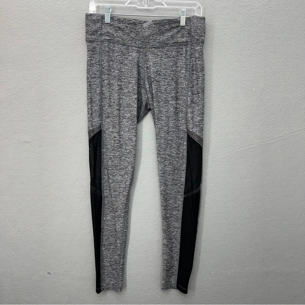 Victoria's Secret Gray Leggings Women's Size M Ultimate Workout Black Mesh Side